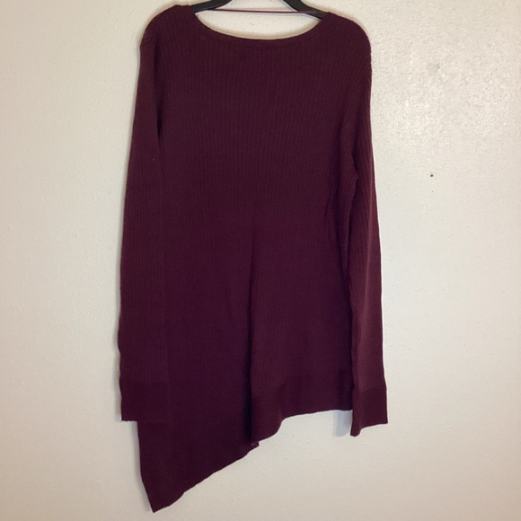 APT. 9 NWT Asymmetrical Women’s Size Med Burgundy Sweater - Picture 3 of 8